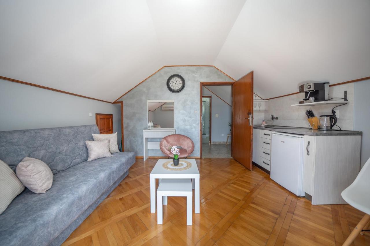 Apartment With Sea View Котор Екстериор снимка